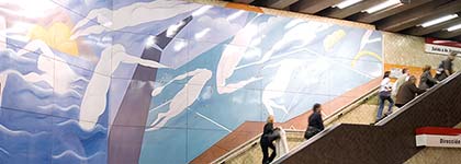Mural de Rodolfo Opazo, Estacin El Golf del Tren Metropolitano